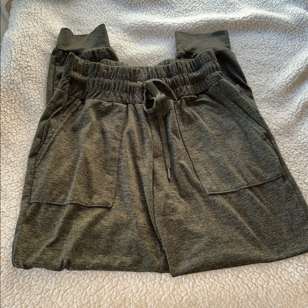 Mondetta Olive Green Jogger Pants